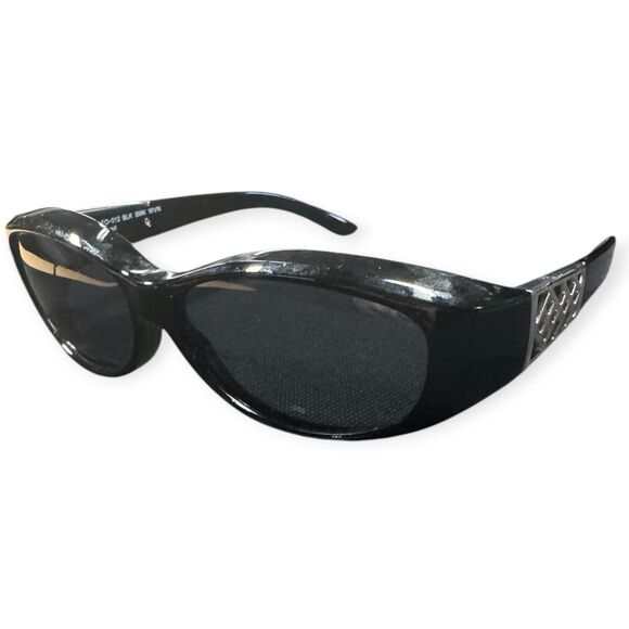 Solar Shield Accessories - Solar Shield Polarized Sunglasses SS FO-012 Black Frames Gray Lenses Retro